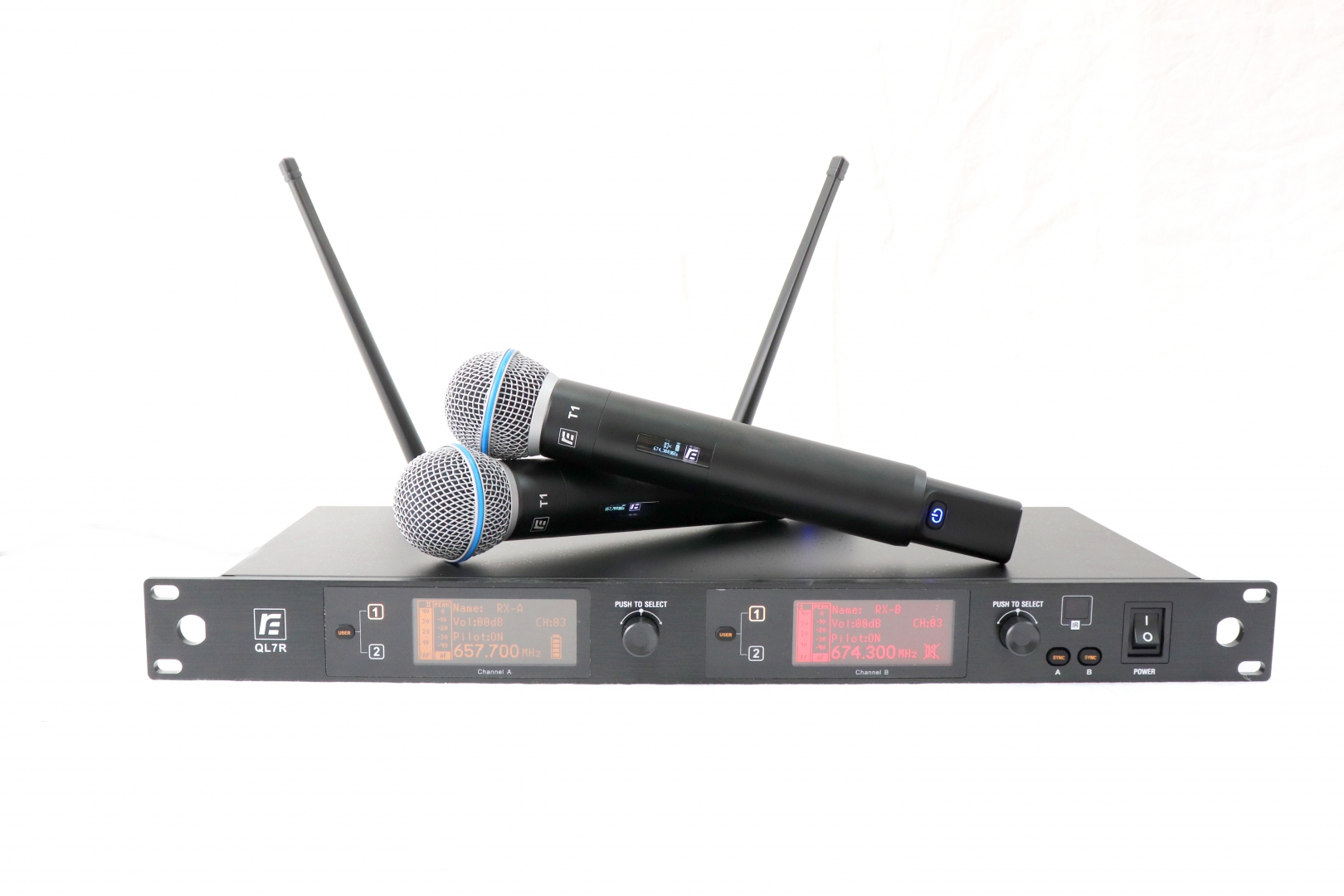 RFIntell QL7R/T1-B 720,500-754,000 МГц 2-канальная радиосистема с 2-мя ручными микрофонами в Новосибирске